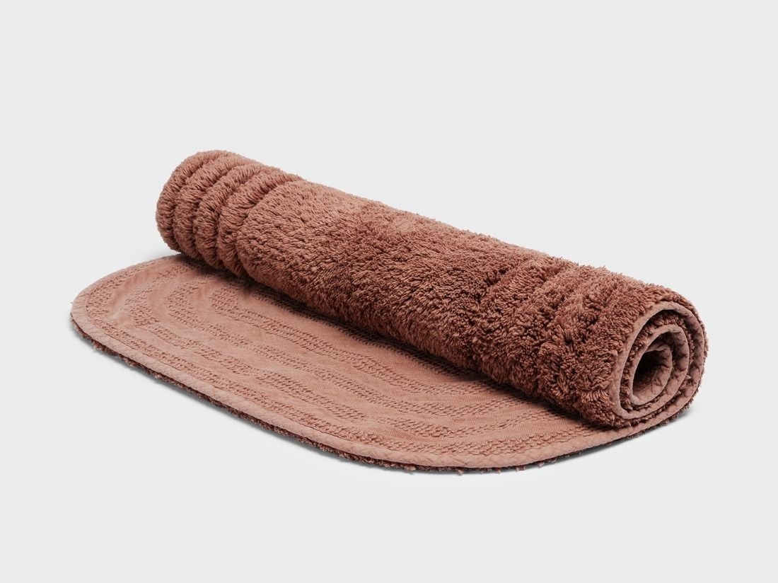 Badmat ovaal blush rose 60x90