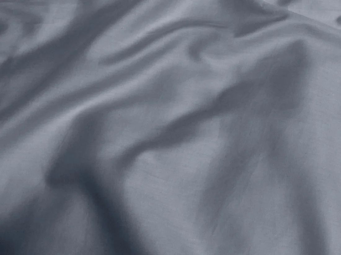 Kussensloop zijslaper katoensatijn misty blue 37x160