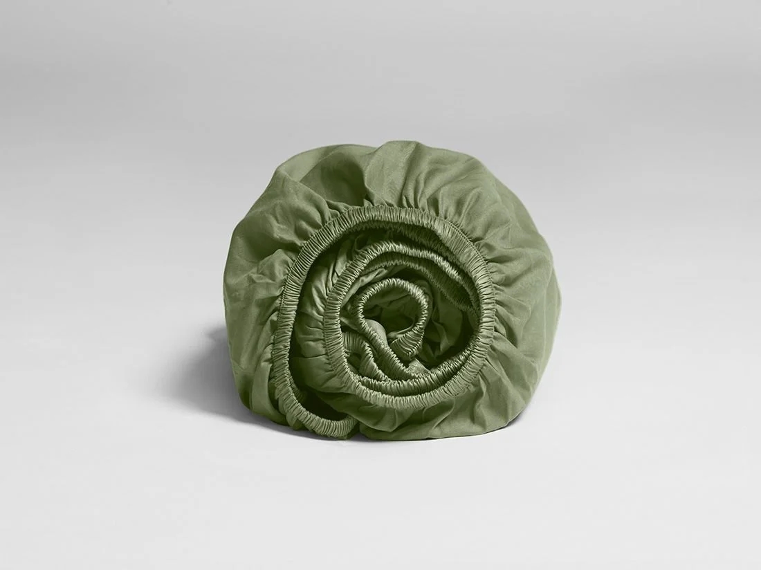 Kinderhoeslaken katoen satijn mid olive