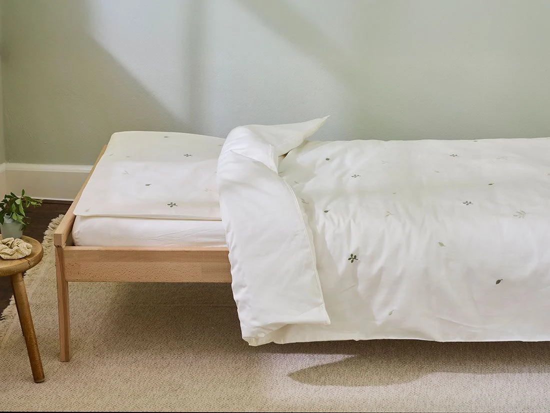 Kinderdekbedovertrek katoen satijn warm white botanical