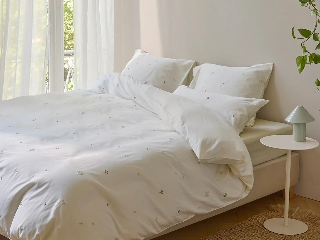 Dekbedovertrek katoen satijn warm white botanical