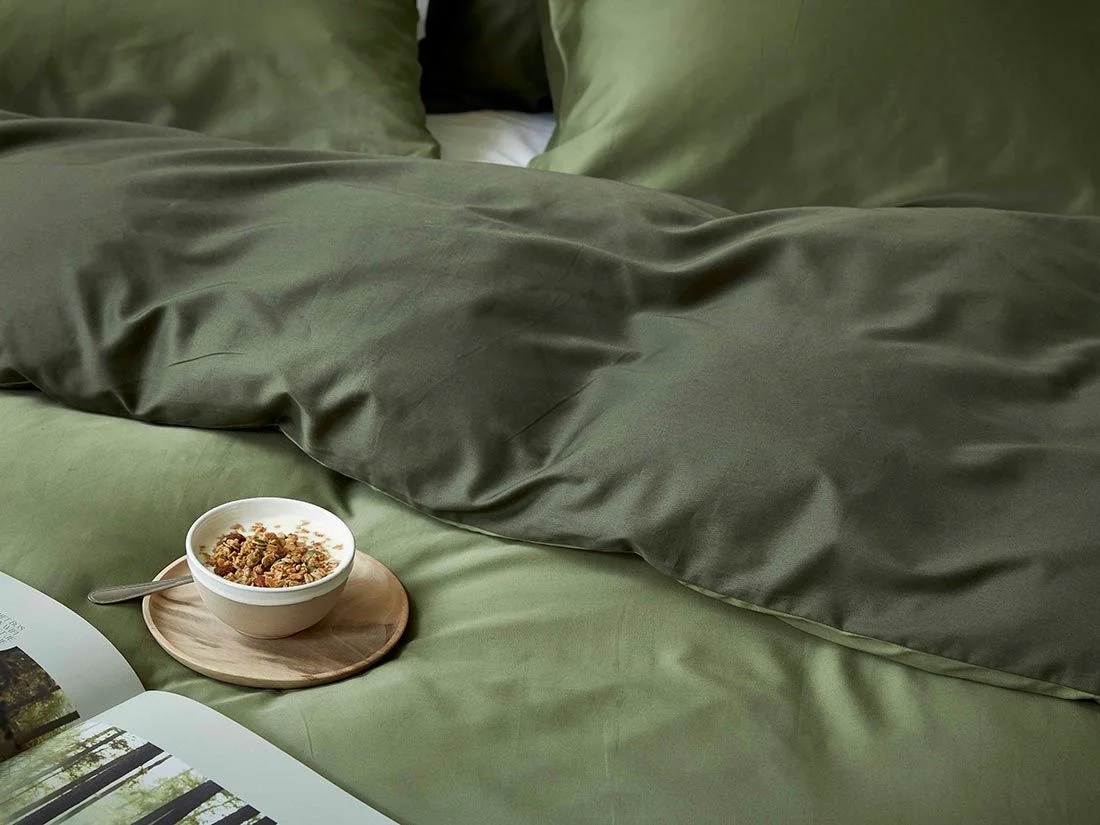 Dekbedovertrek katoen satijn double face olive - zonder slopen