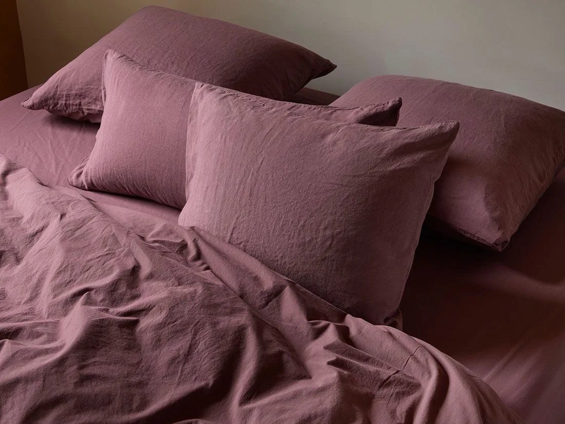 Dekbedovertrek hennep/katoen deep raspberry