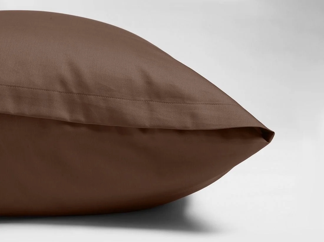 Kussensloop zijslaper katoensatijn chestnut 37x160