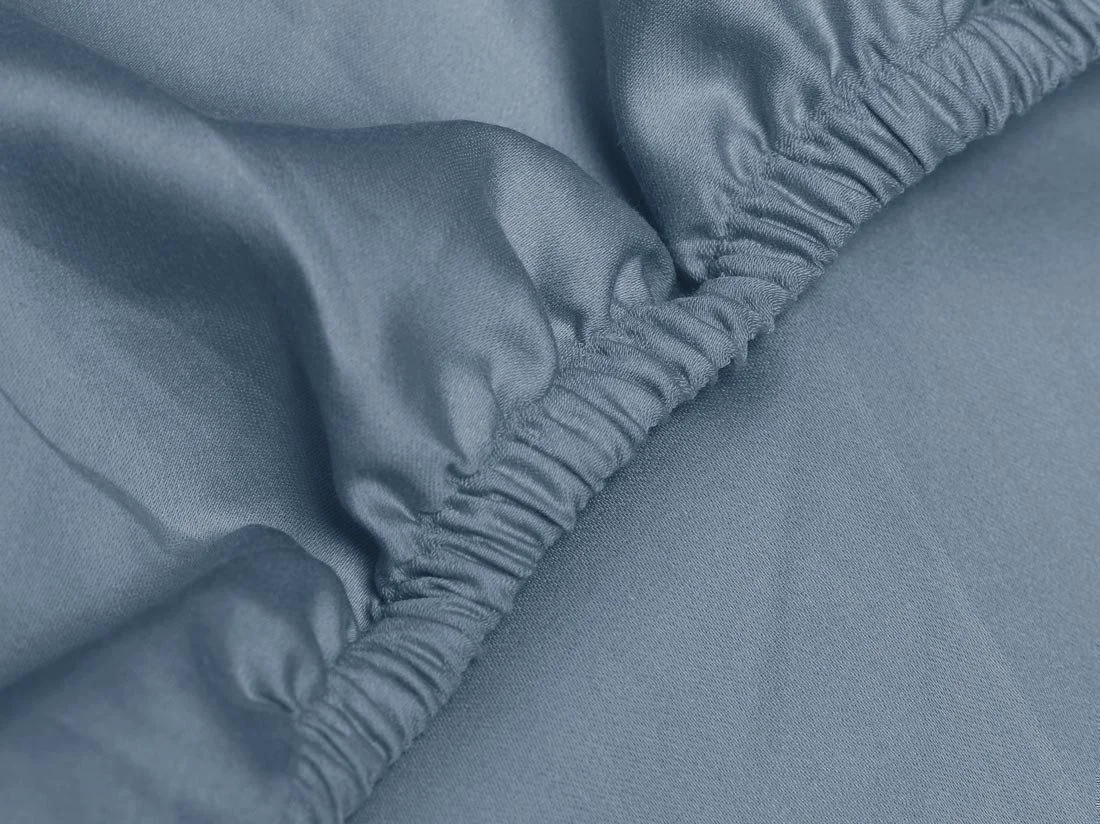 Hoeslaken katoen satijn faded blue