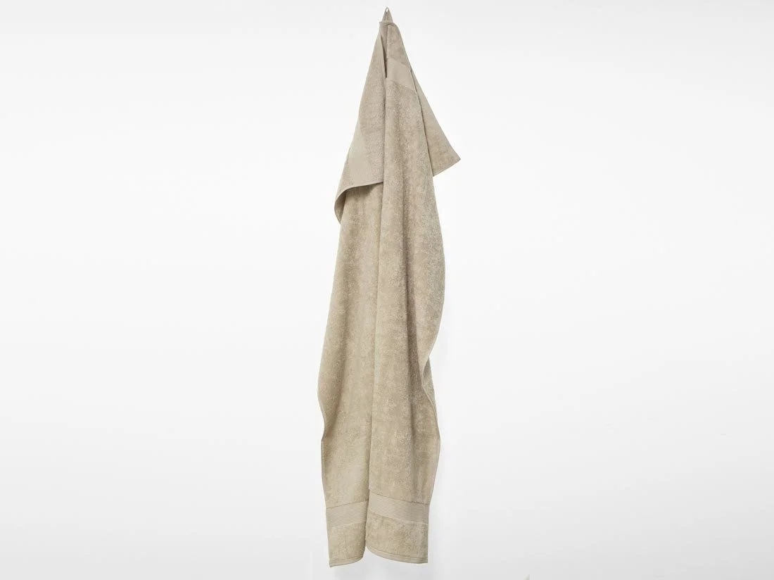 Badlaken terry warm taupe 100x150 - 1 st