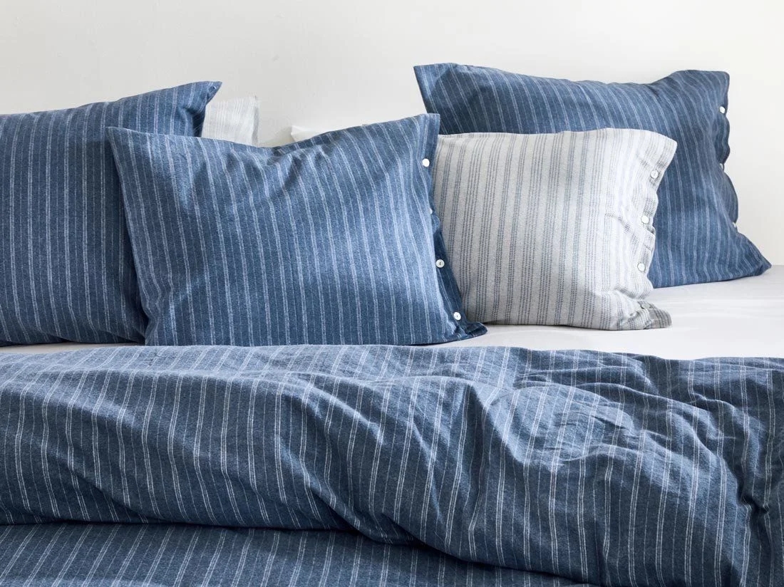 Kussensloop flanel denim blue stripe